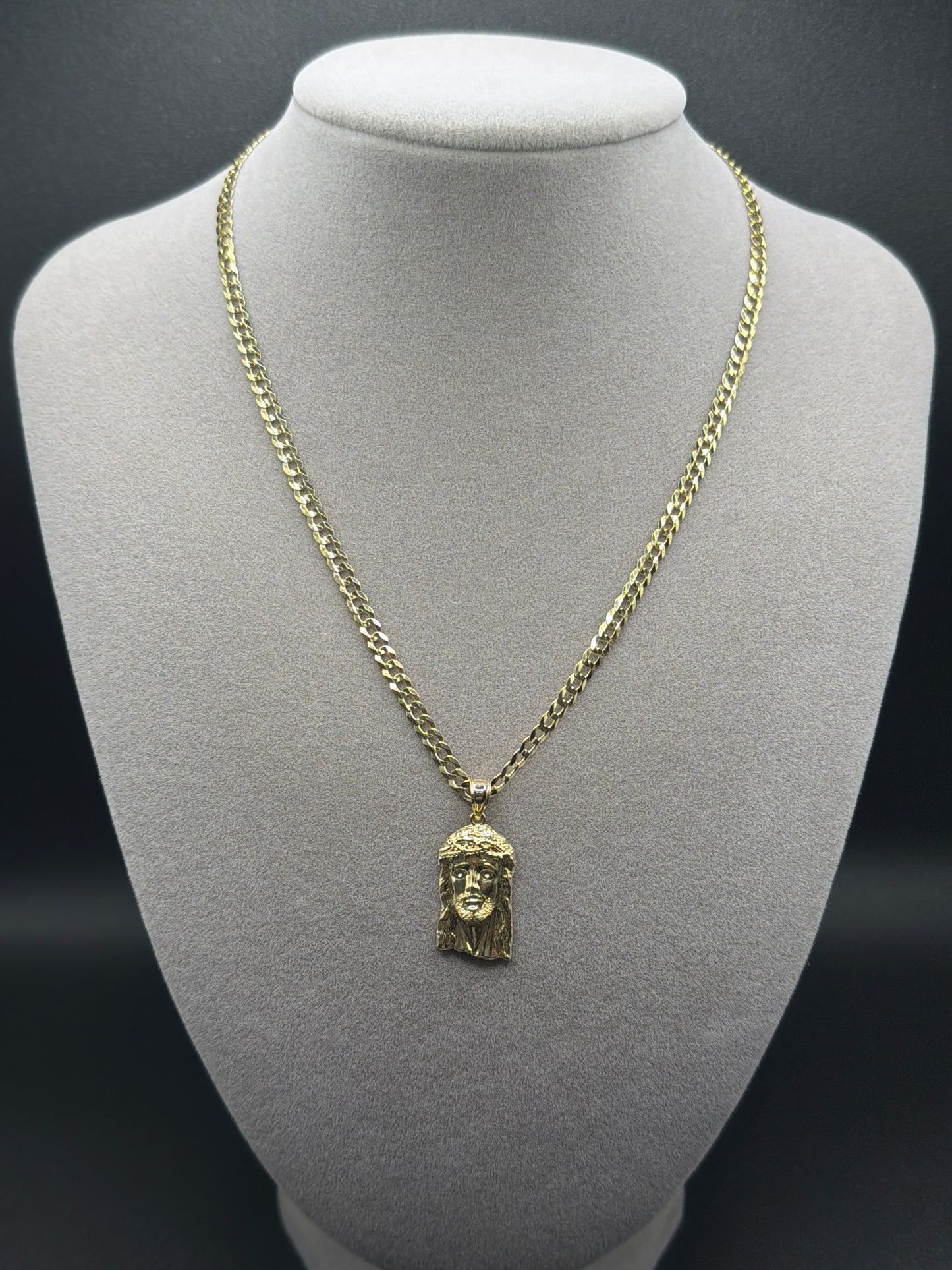 16" 14K CUBAN CHAIN WITH JESUS FACE | 3.61mm